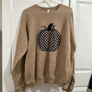 Women’s Bella Canvas boutique pullover checkered pumpkin size large NWOT